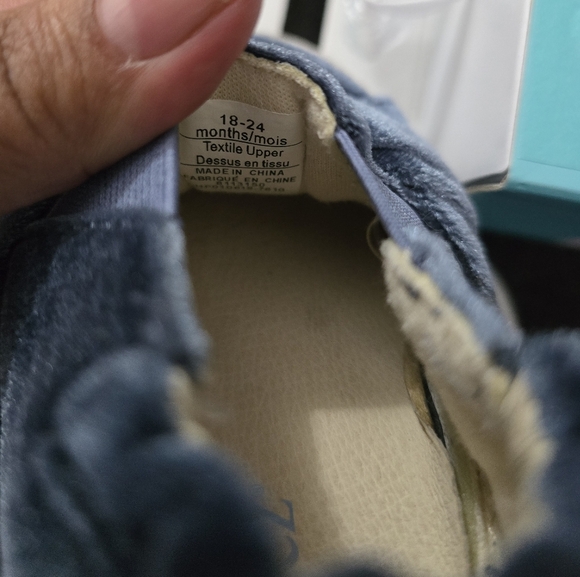 Blue Velvet Kids Shoes - Picture 2 of 8